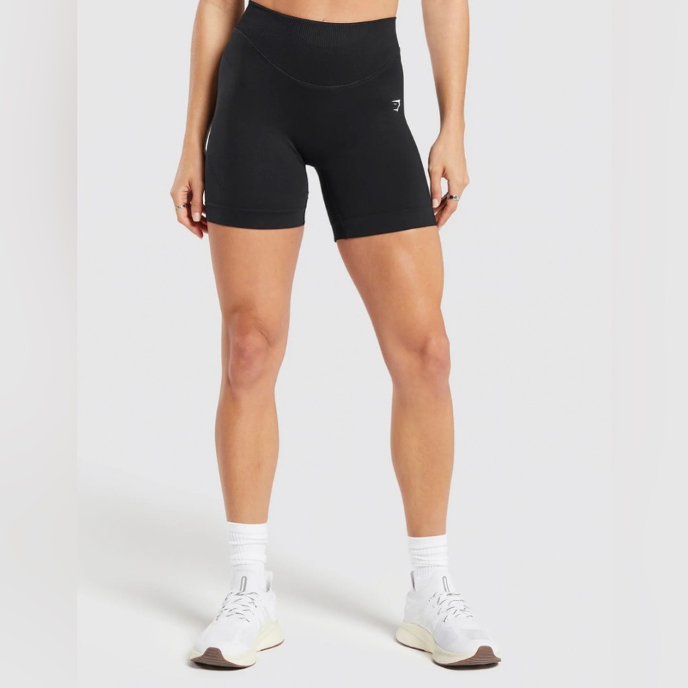 Gymshark Sweat Seamless Shorts - Black - excellent condition